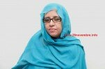بنت عينيين أول صحفية وزيرة في تاريخ موريتانيا (صورة)
